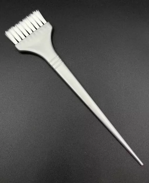 Proline Пензлик для фарбування (білий ворс, 9 рядів) JPP1418